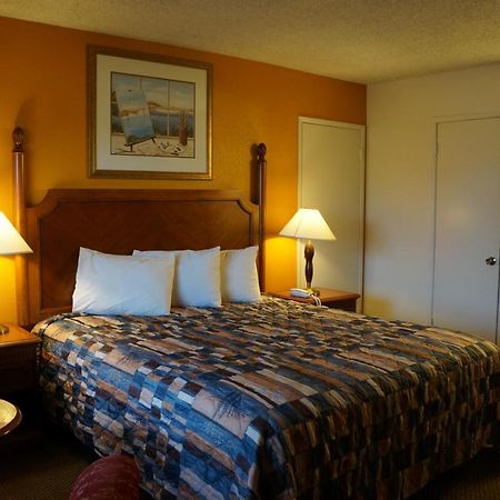 Classic Inn Red Bluff Kültér fotó